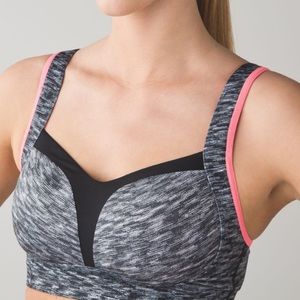 Lululemon Ta Ta Tamer III Sports Bra Size 32DD